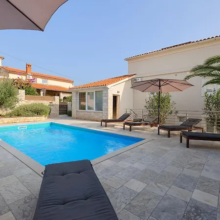 Vakantiehuis Parlera By Interhome